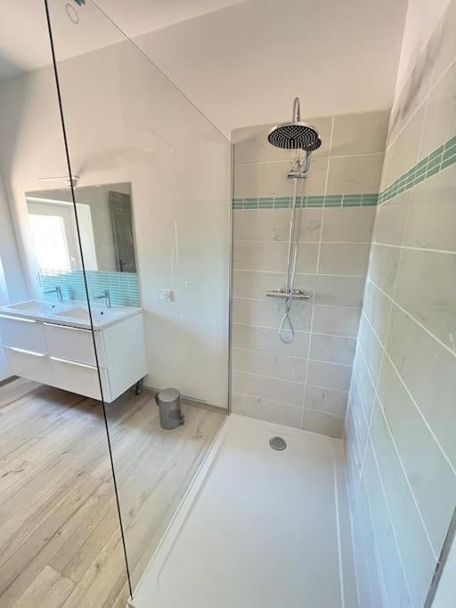 Maison Familiale 4 Chambres Rivieres  外观 照片